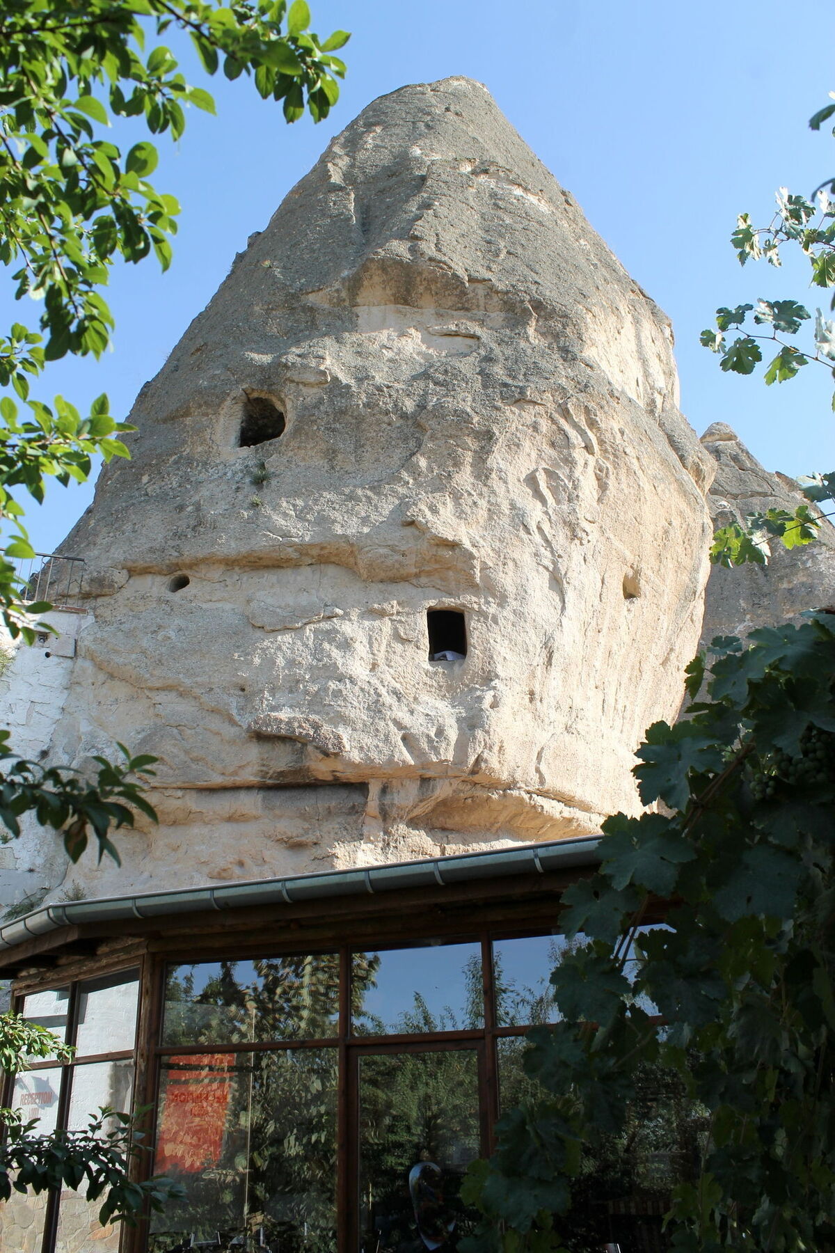 גורמה Yasin'S Place Backpackers Cave Hostel מראה חיצוני תמונה