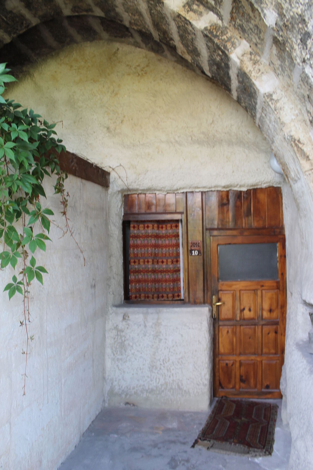 גורמה Yasin'S Place Backpackers Cave Hostel מראה חיצוני תמונה